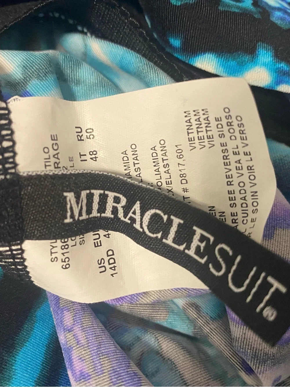 Miraclesuit Cat Bayou Mirage High Neck Mesh Animal Print Purple Black 14DD FLAW
